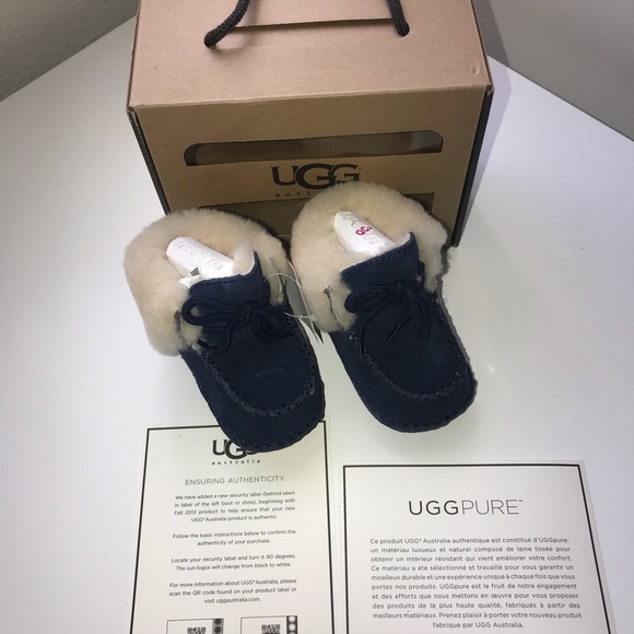 New authentic infant UGG boots, dark navy, size 0-1 (0-6 months) - Picture 6 of 9